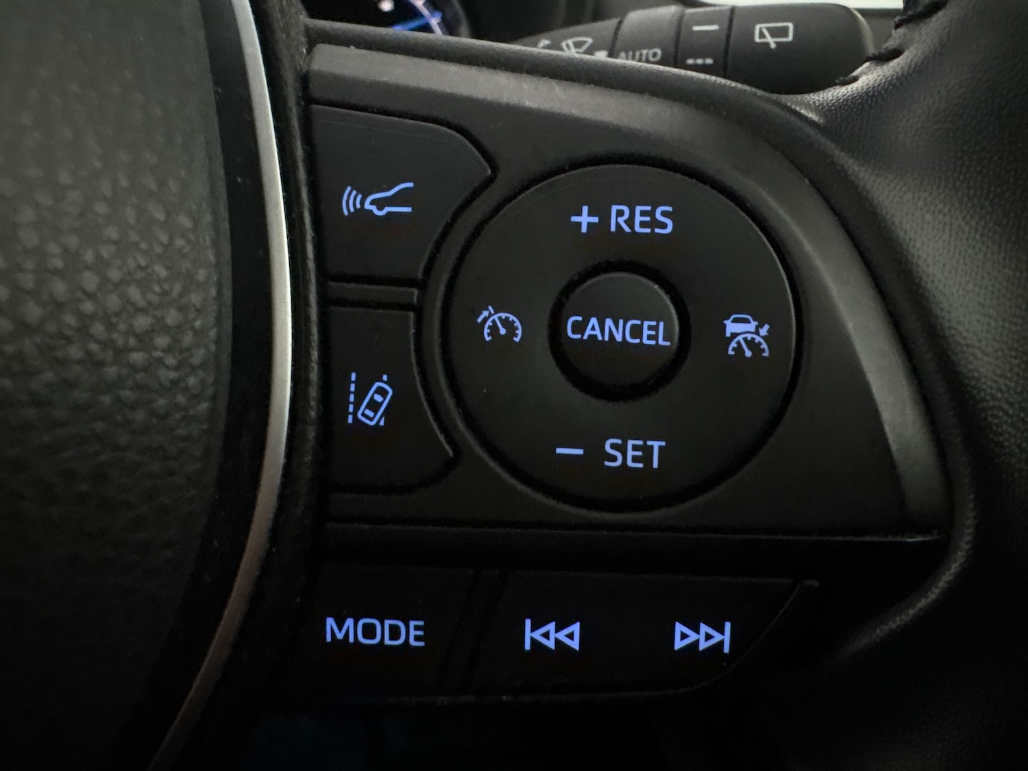 Used Toyota RAV4 2021 for sale - 76859761: Photo 22