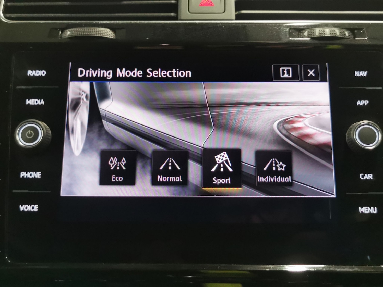 Used Volkswagen Golf 2019 for sale - 77324300: Photo 15