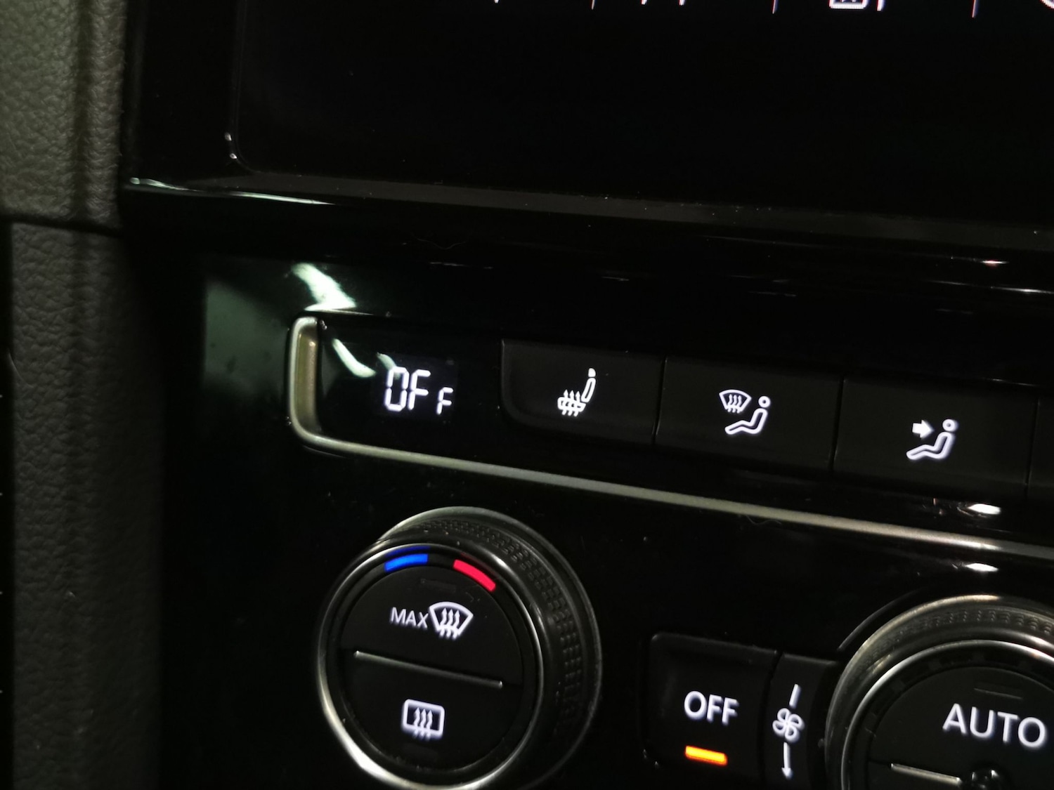 Used Volkswagen Golf 2019 for sale - 77324300: Photo 18