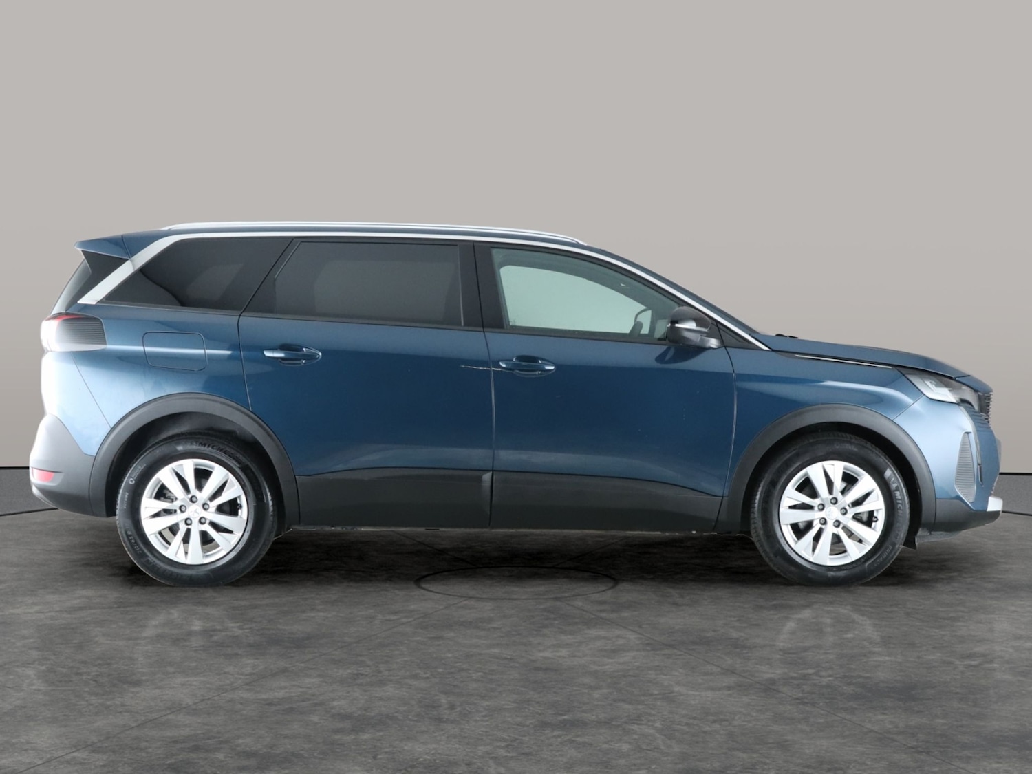 Used Peugeot 5008 2023 for sale - 76603129: Photo 8