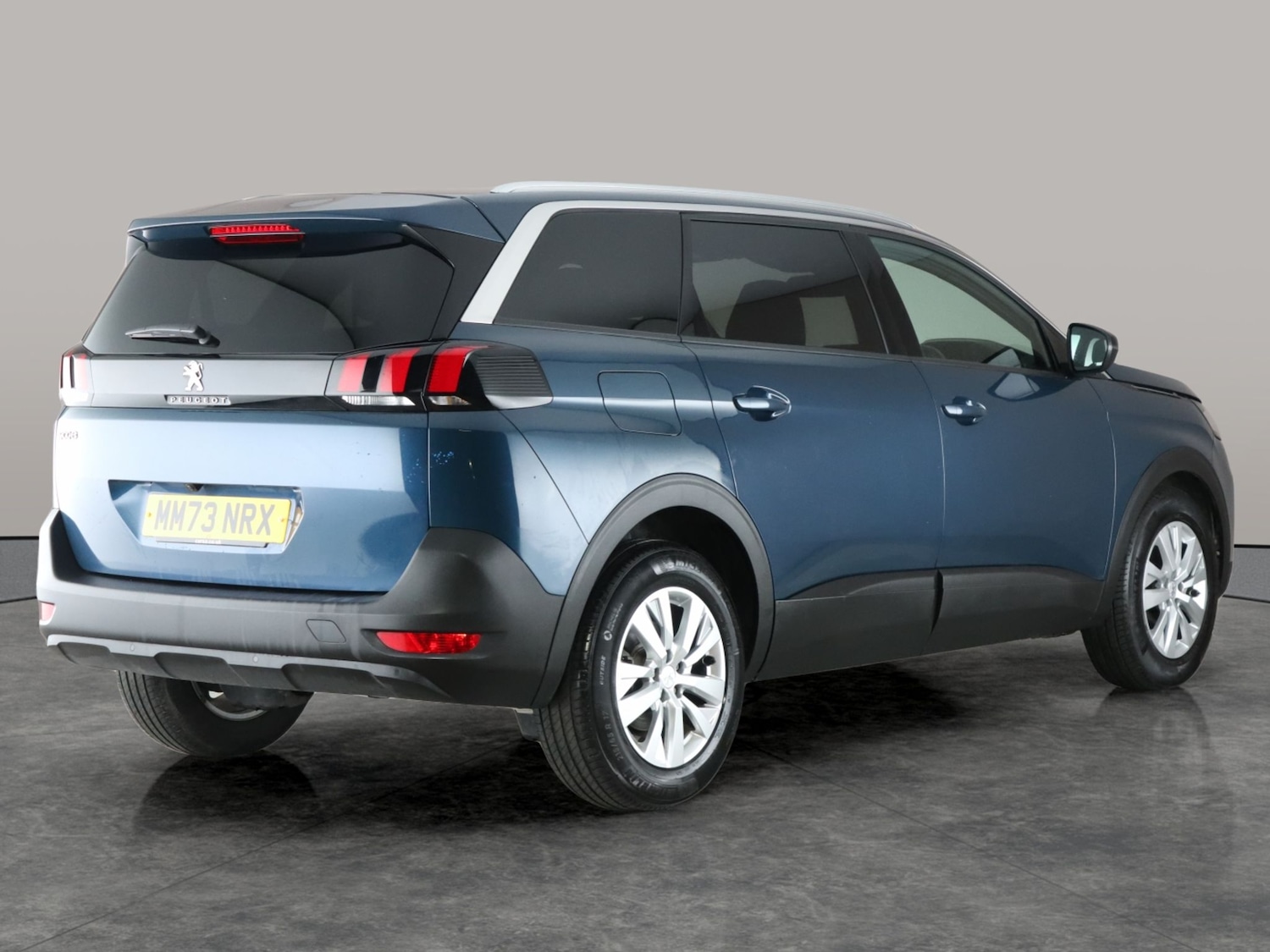 Used Peugeot 5008 2023 for sale - 76603129: Photo 9