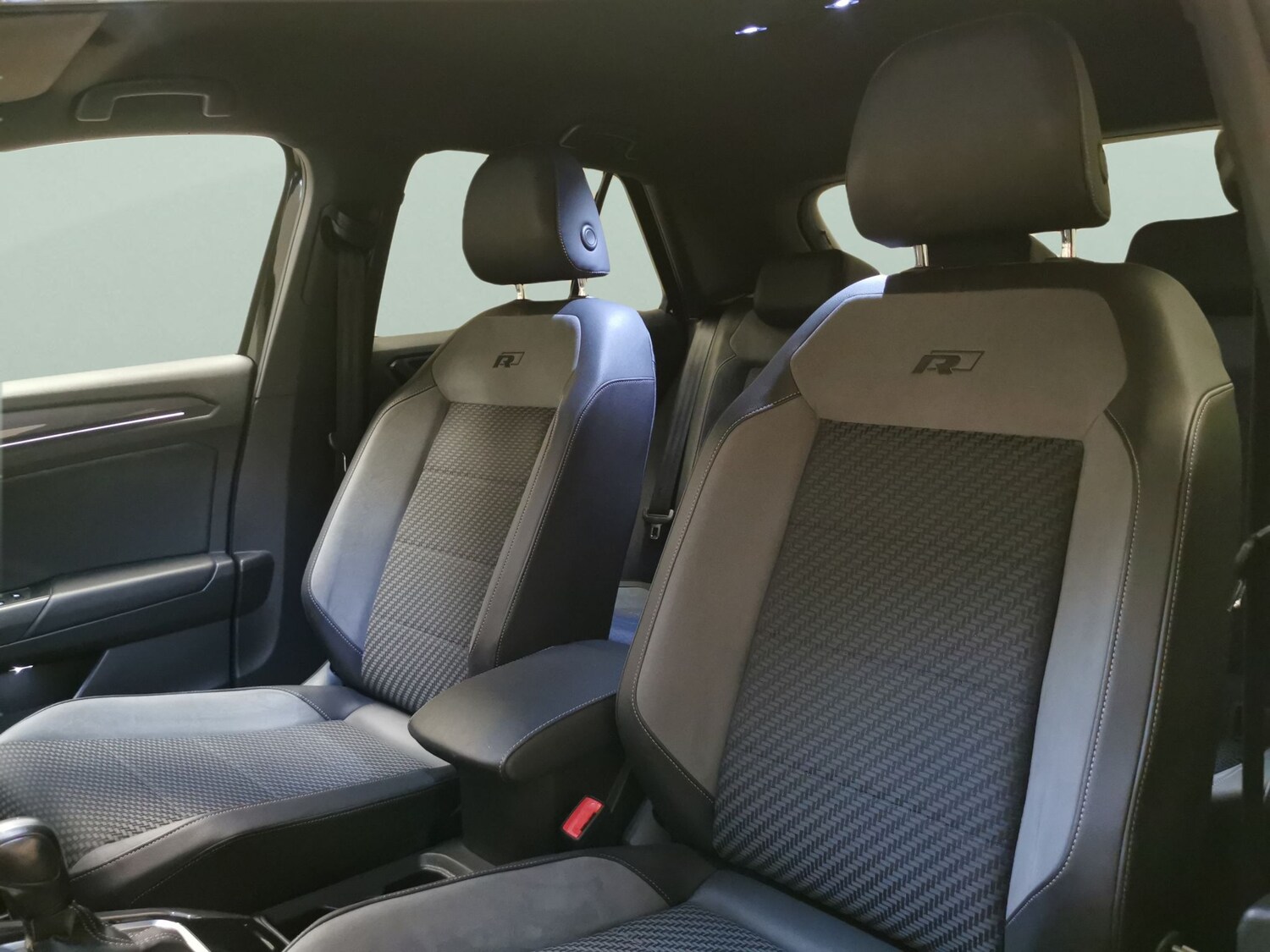 Used Volkswagen T-Roc 2021 for sale - 78149357: Photo 14