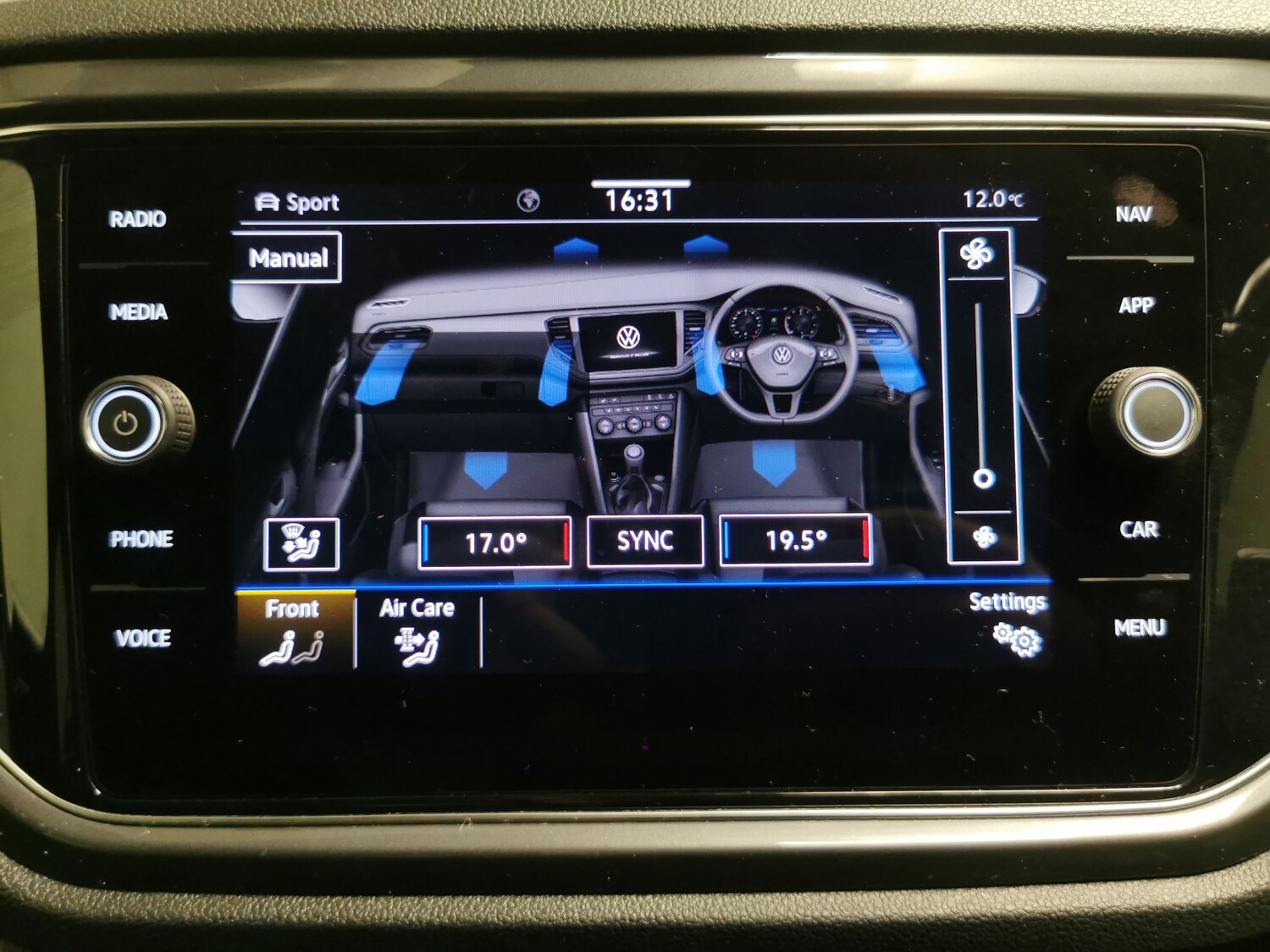 Used Volkswagen T-Roc 2021 for sale - 78149357: Photo 18