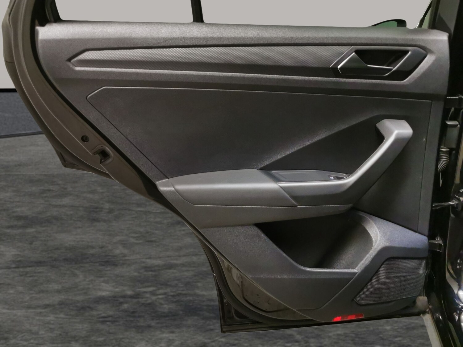 Used Volkswagen T-Roc 2021 for sale - 78149357: Photo 28