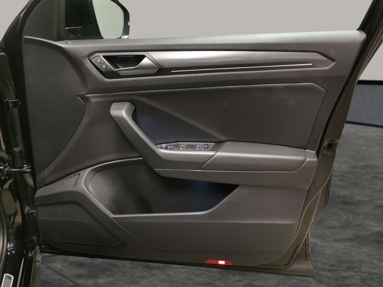 Used Volkswagen T-Roc 2021 for sale - 78149357: Photo 30