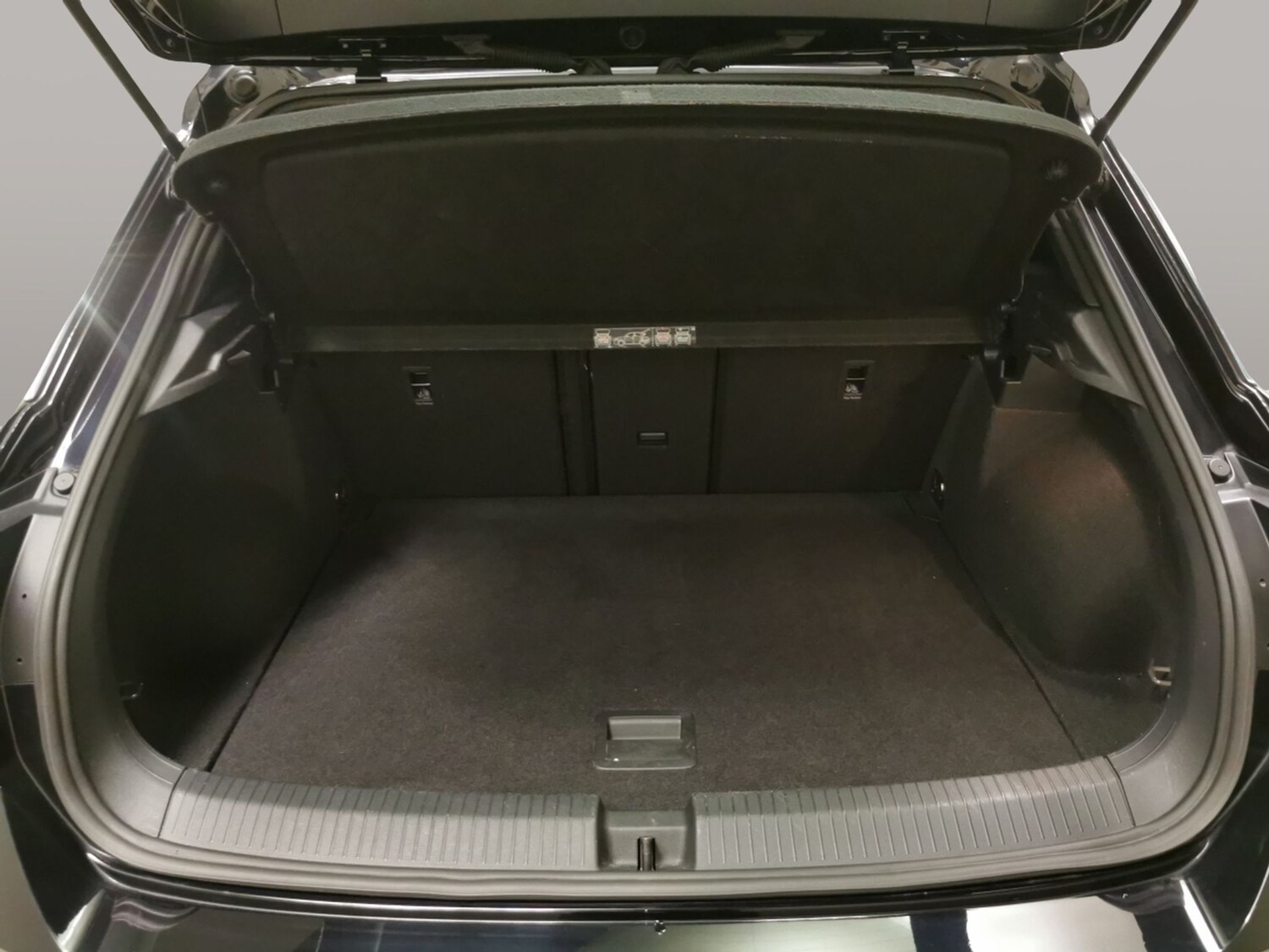 Used Volkswagen T-Roc 2021 for sale - 78149357: Photo 33