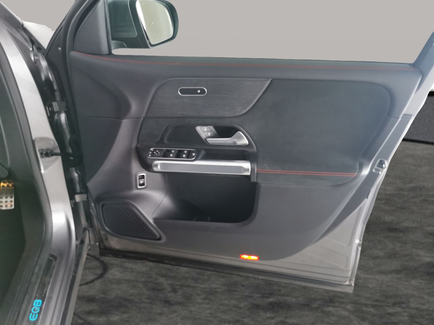 Used Mercedes-Benz EQB 2023 for sale - 77557093: Photo 32