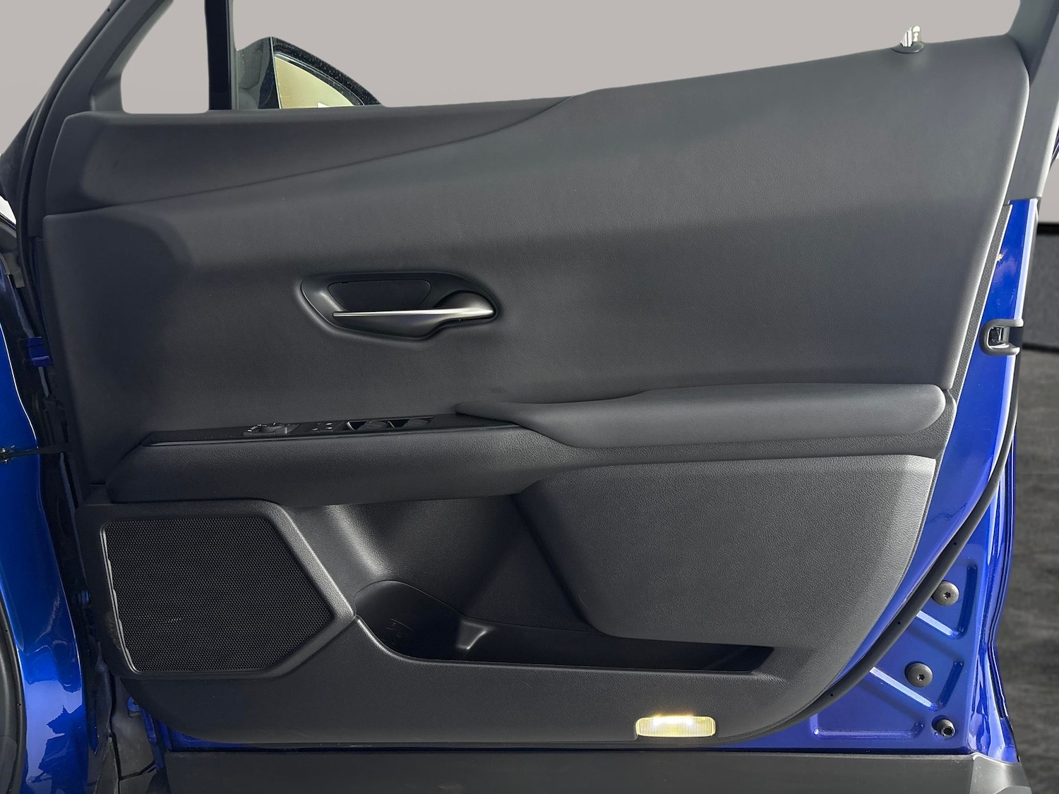 Used Lexus UX 2023 for sale - 77286083: Photo 32