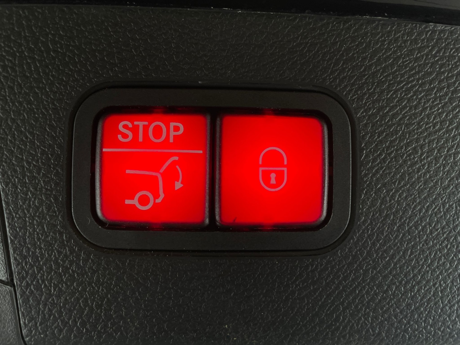 Used Mercedes-Benz GLC 2018 for sale - 77138106: Photo 16