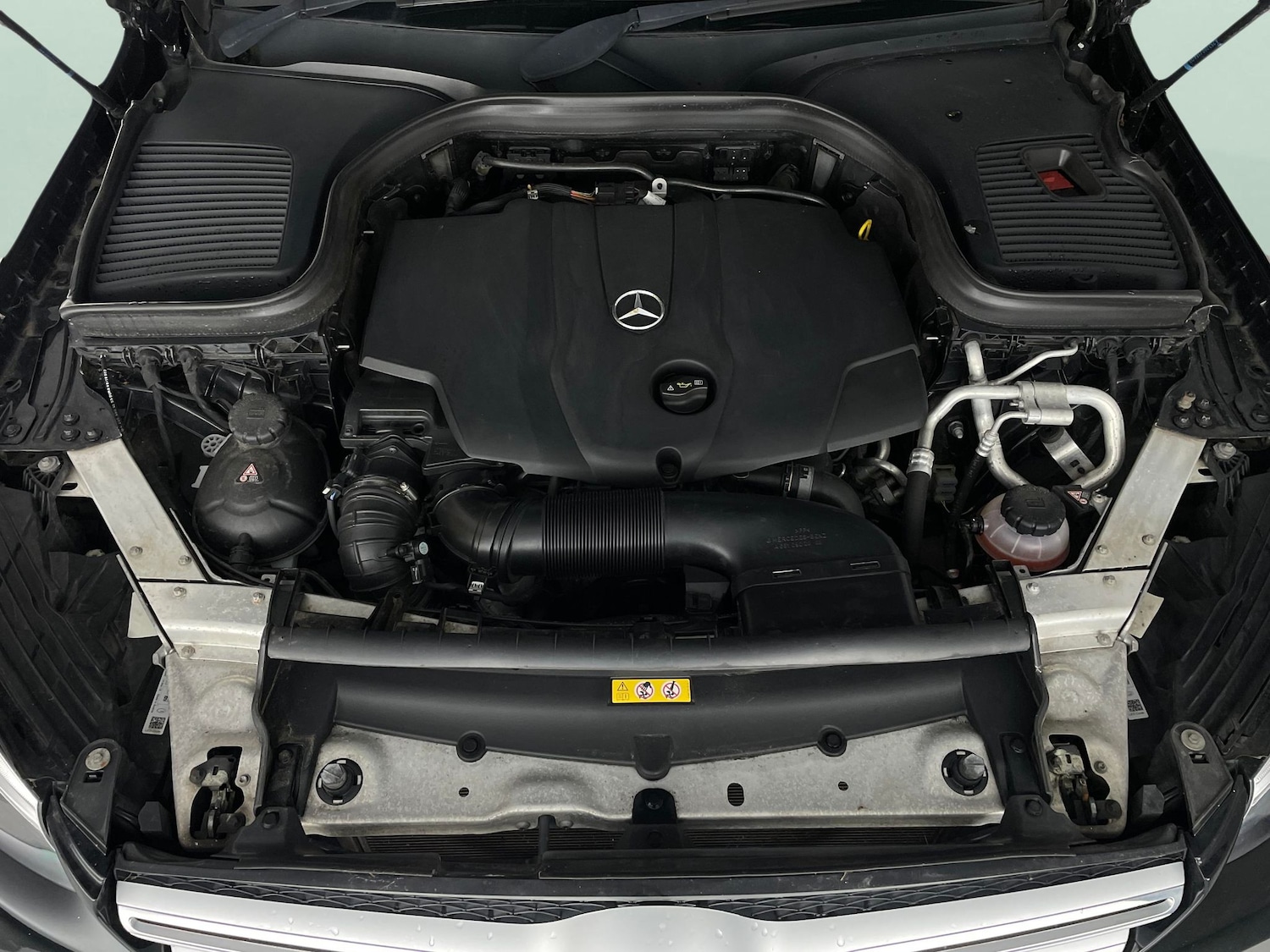 Used Mercedes-Benz GLC 2018 for sale - 77138106: Photo 35