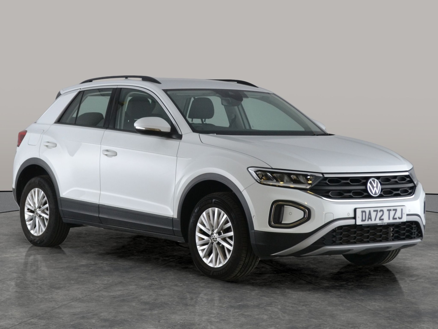 Used Volkswagen T-Roc 2023 for sale - 77591193: Photo 12