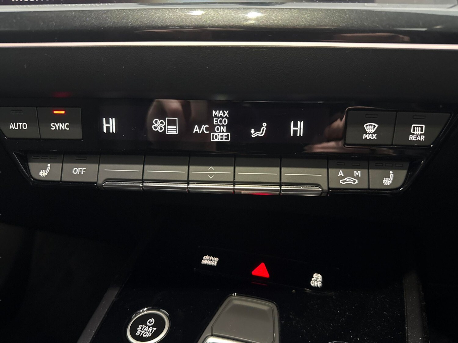 Used Audi Q4 e-tron 2023 for sale - 77942581: Photo 18