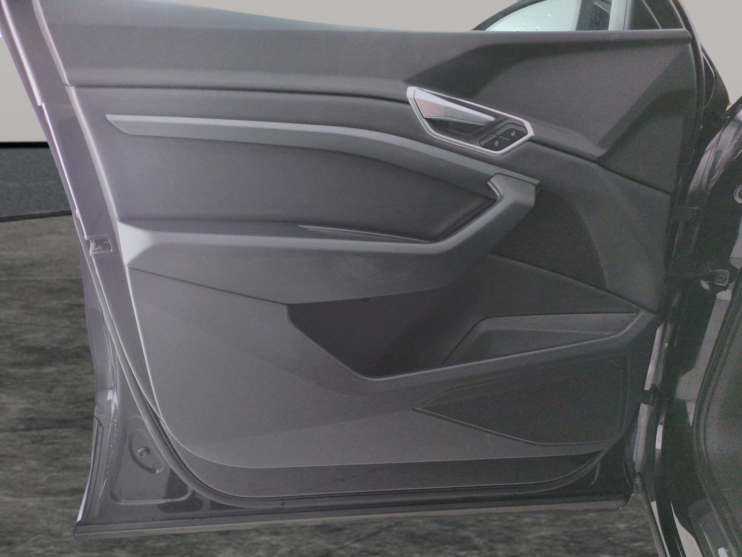 Used Audi e-tron 2021 for sale - 77848419: Photo 30