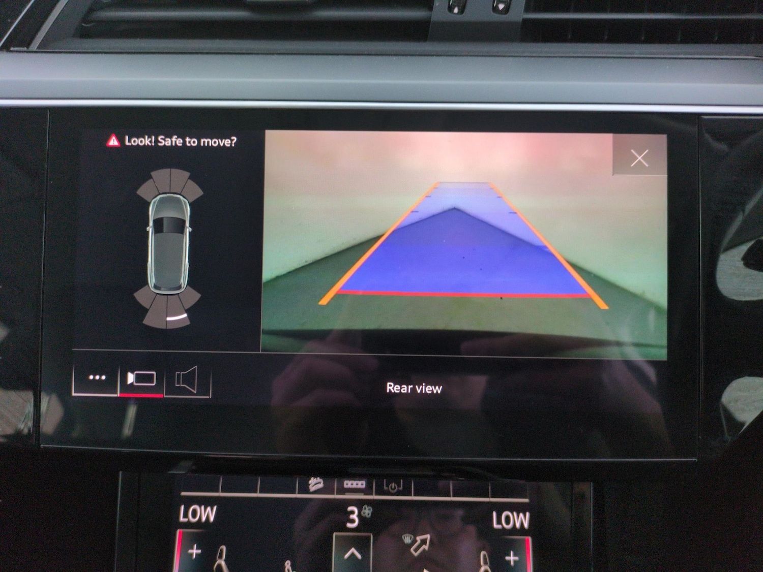 Used Audi e-tron 2021 for sale - 77848419: Photo 5