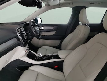 Used Jaguar F-Pace 2023 for sale - 79431955: Photo