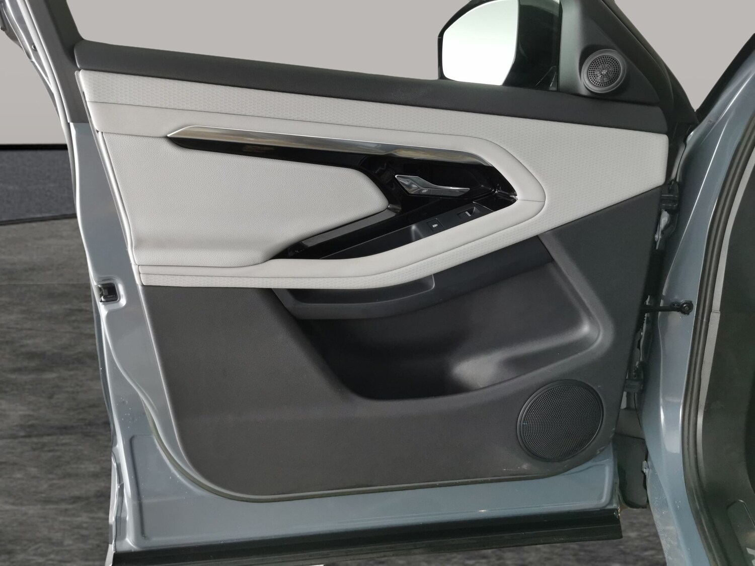 Used Land Rover Range Rover Evoque 2023 for sale - 77720830: Photo 27