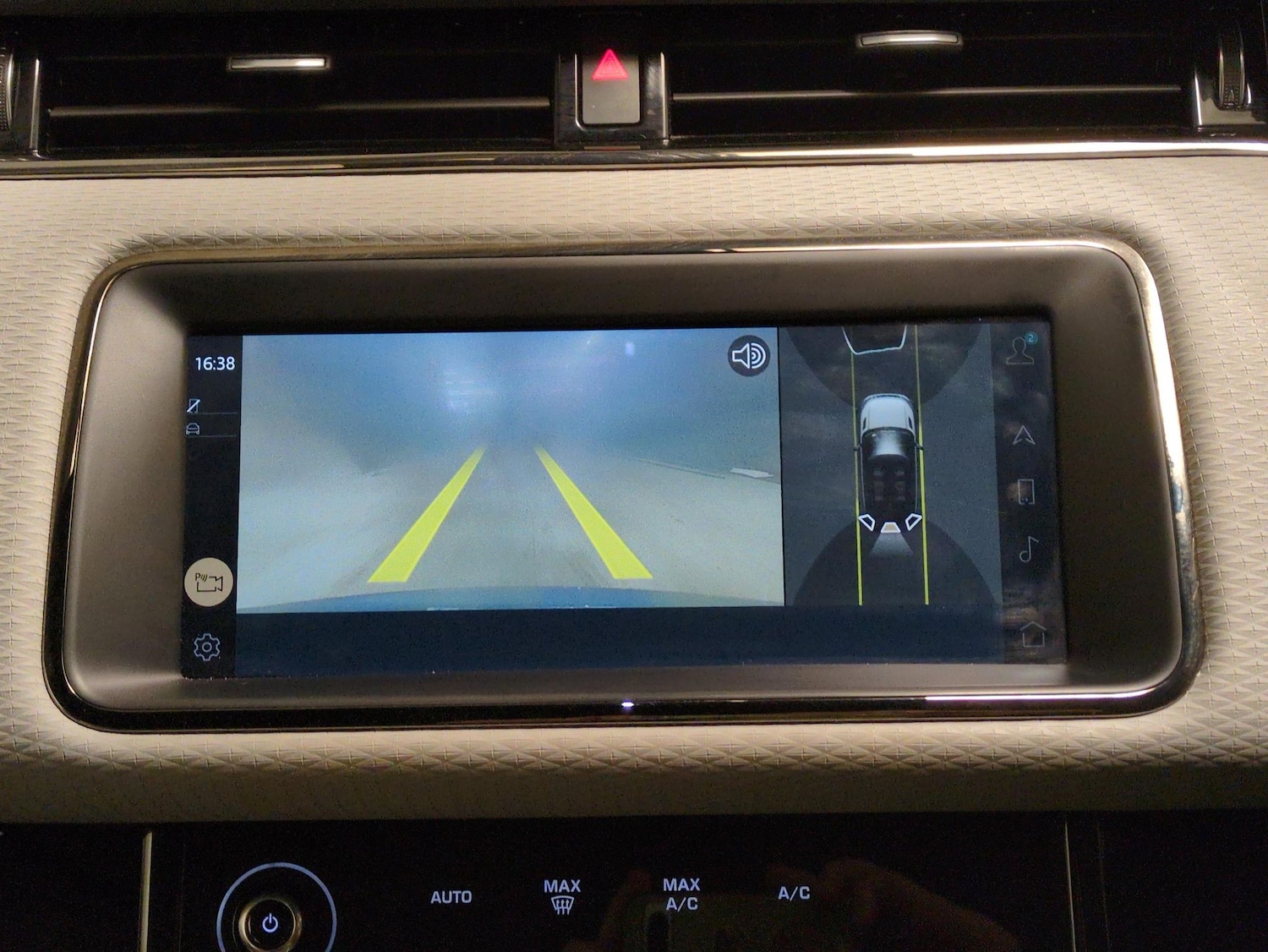 Used Land Rover Range Rover Evoque 2023 for sale - 77720830: Photo 5