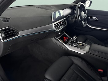 Used BMW 3 Series 2021 for sale - 76245020: Photo 4