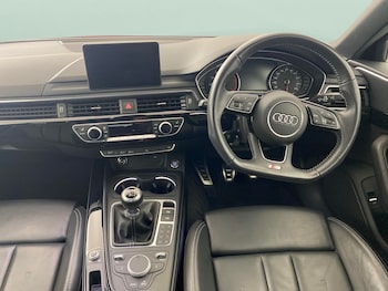 Used Audi A4 2018 for sale - 76847632: Photo