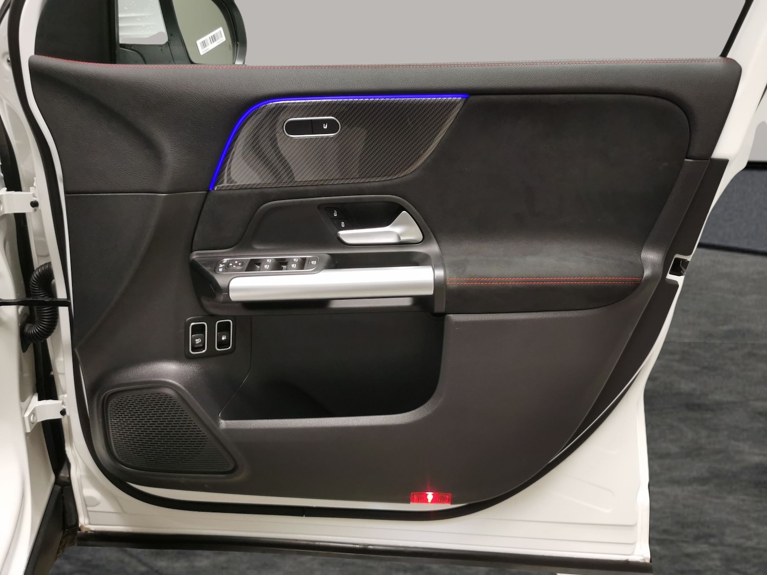 Used Mercedes-Benz GLA 2024 for sale - 77354101: Photo 31