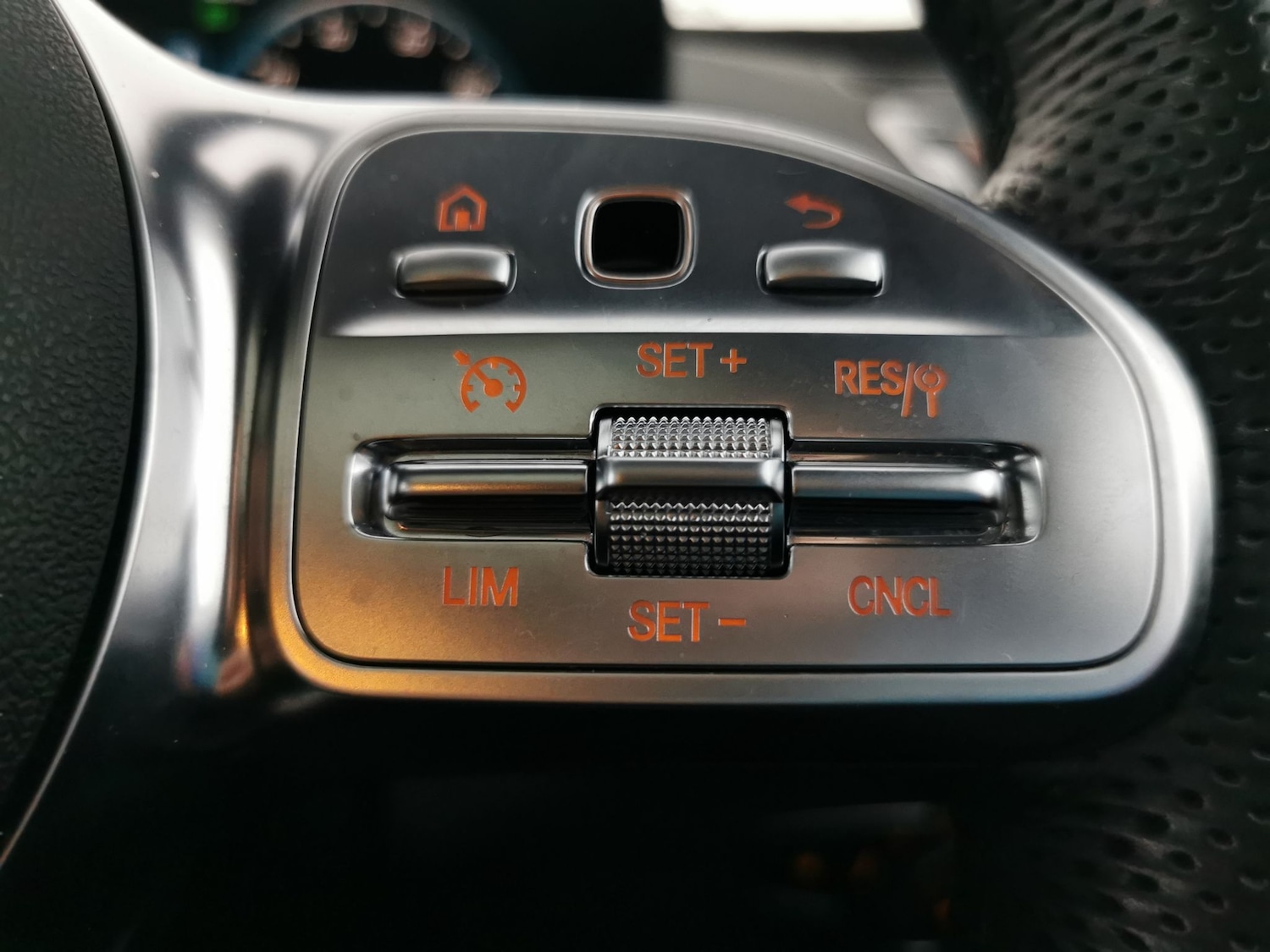 Used Mercedes-Benz EQC 2022 for sale - 77136684: Photo 25