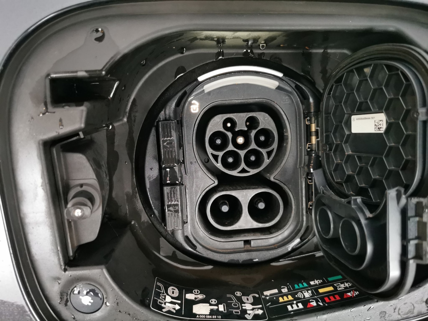 Used Mercedes-Benz EQC 2022 for sale - 77136684: Photo 37