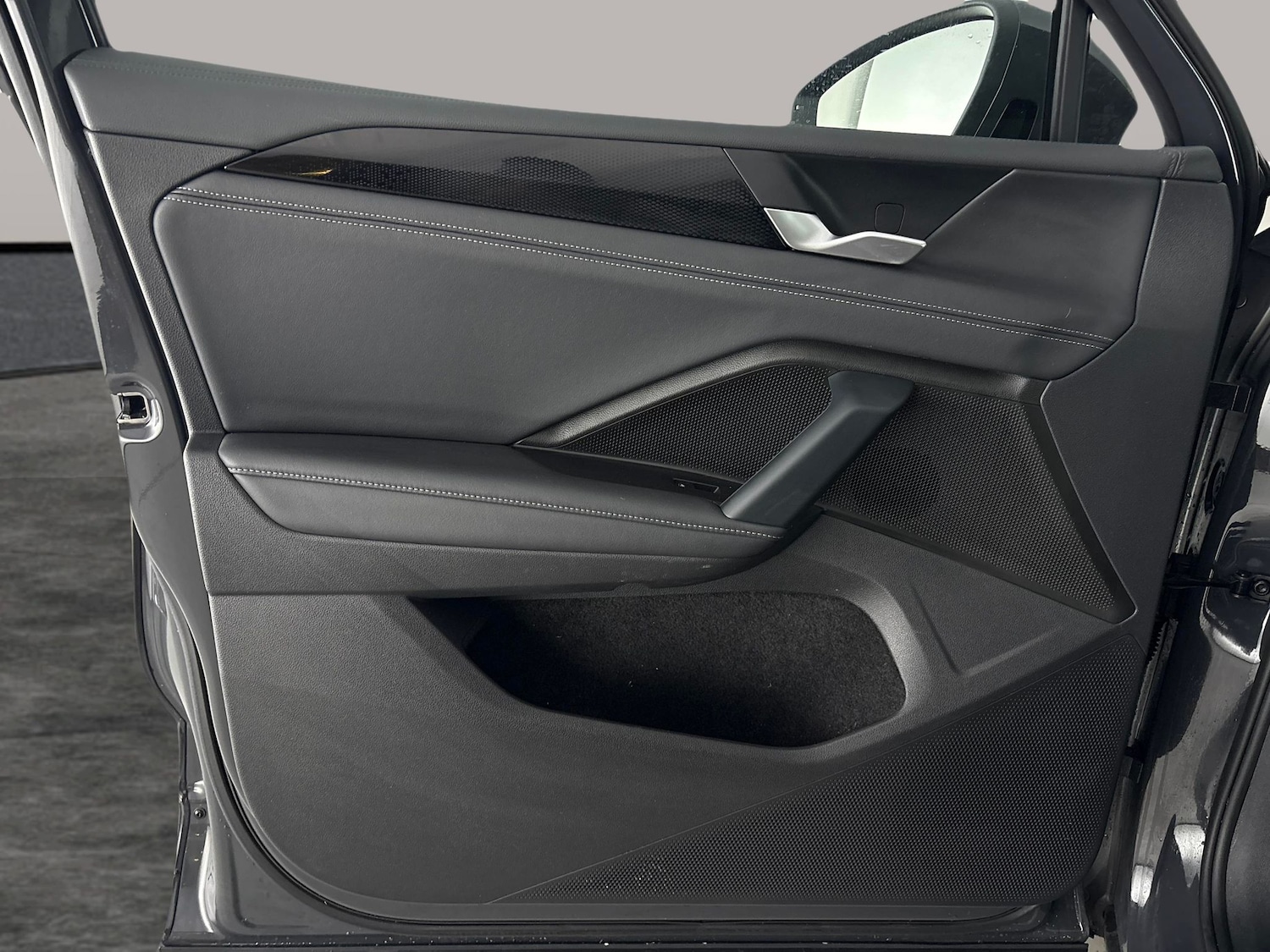 Used Volkswagen Tiguan 2025 for sale - 77274232: Photo 32