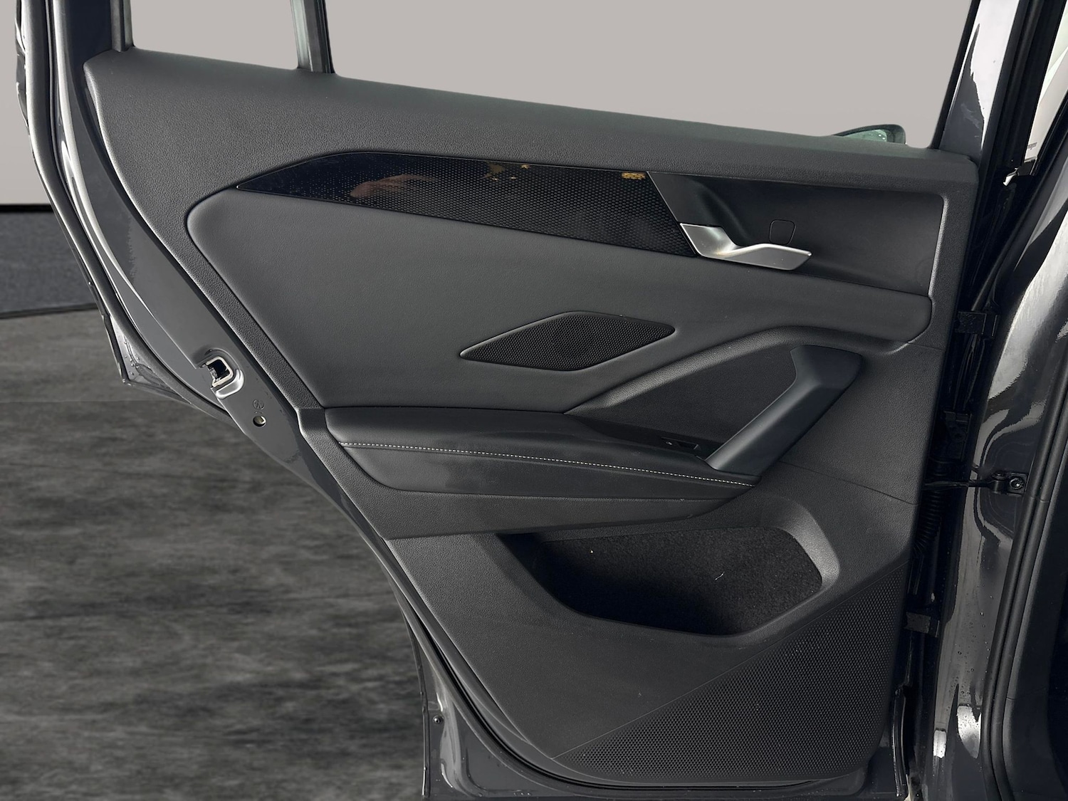 Used Volkswagen Tiguan 2025 for sale - 77274232: Photo 34