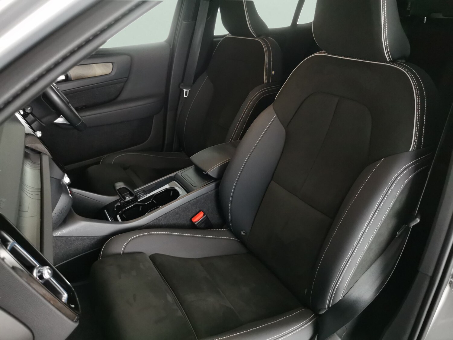 Used Volvo C40 2023 for sale - 77675982: Photo 28