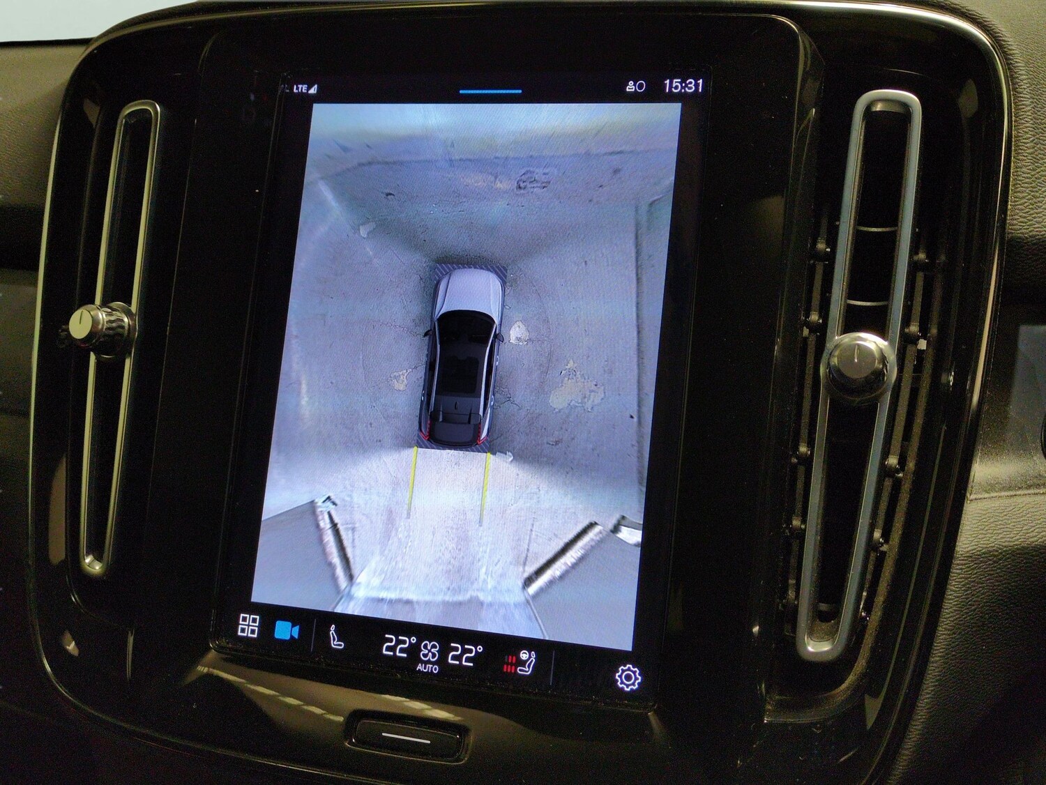 Used Volvo C40 2023 for sale - 77675982: Photo 7