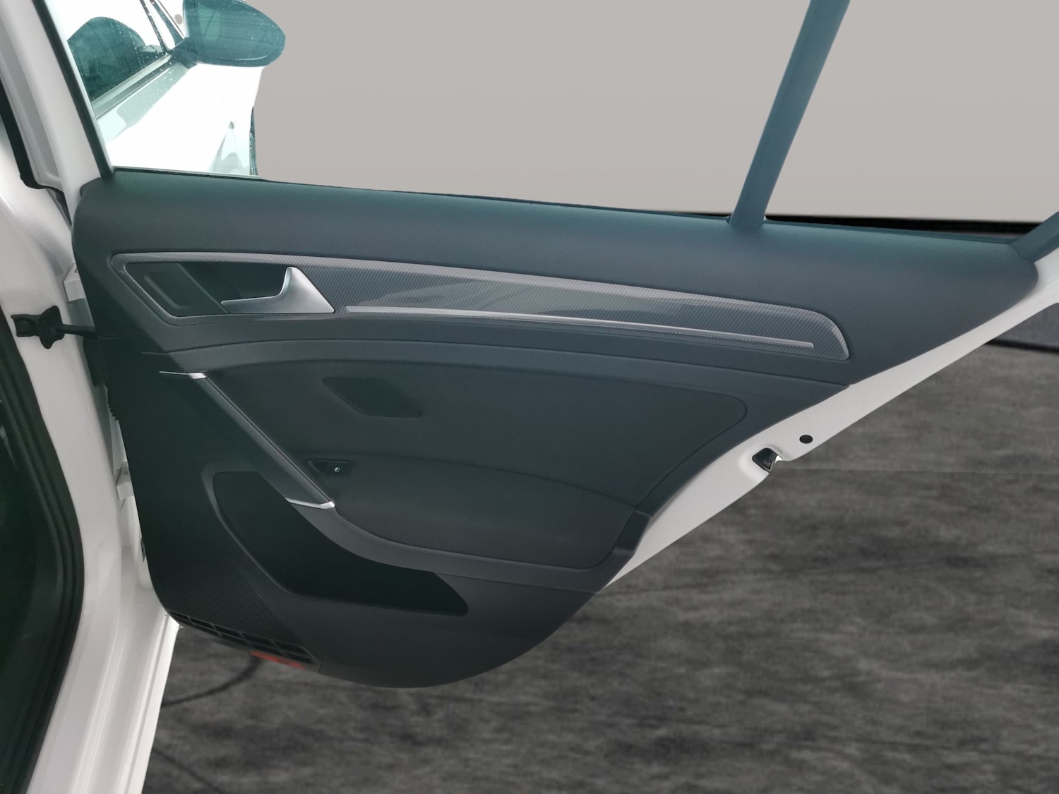 Used Volkswagen Golf 2018 for sale - 77316228: Photo 29