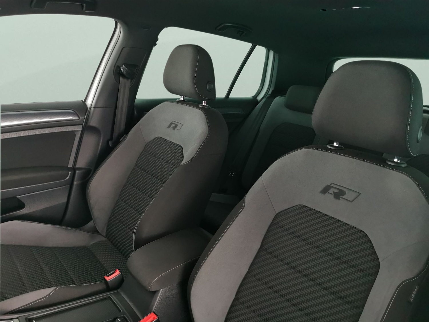 Used Volkswagen Golf 2018 for sale - 77316228: Photo 7