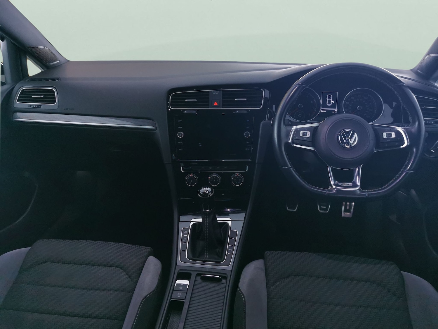 Used Volkswagen Golf 2018 for sale - 77316228: Photo 8