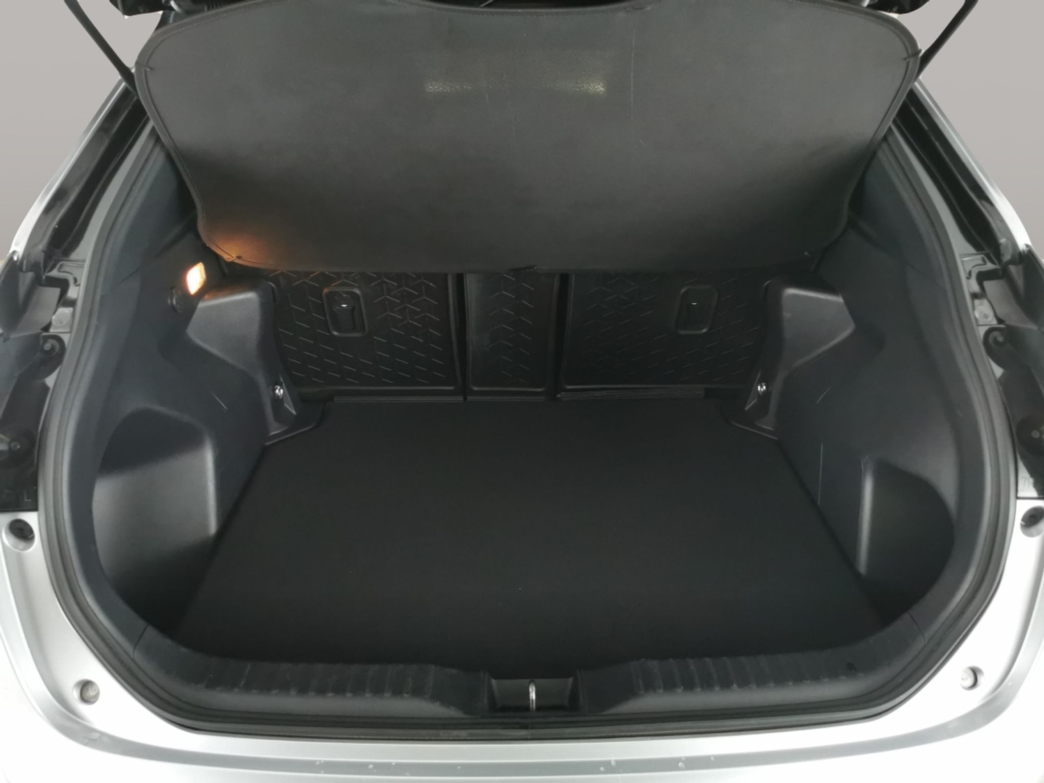 Used Toyota Yaris Cross 2022 for sale - 77889063: Photo 33