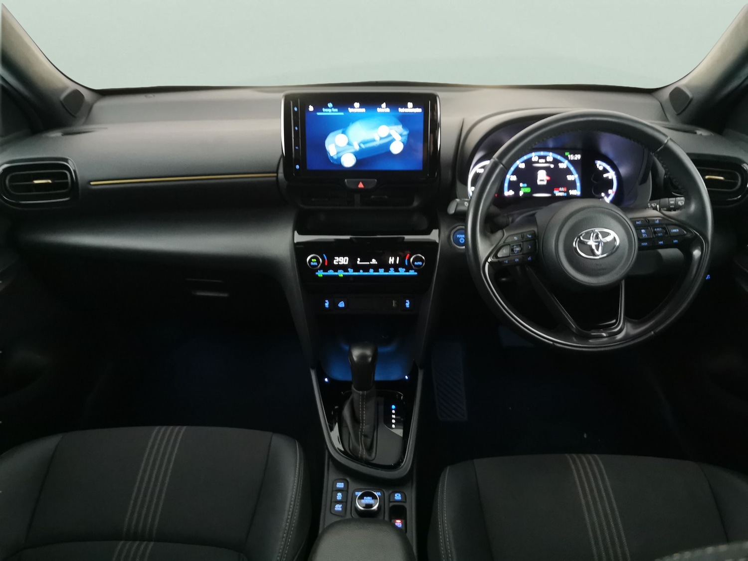 Used Toyota Yaris Cross 2022 for sale - 77889063: Photo 7