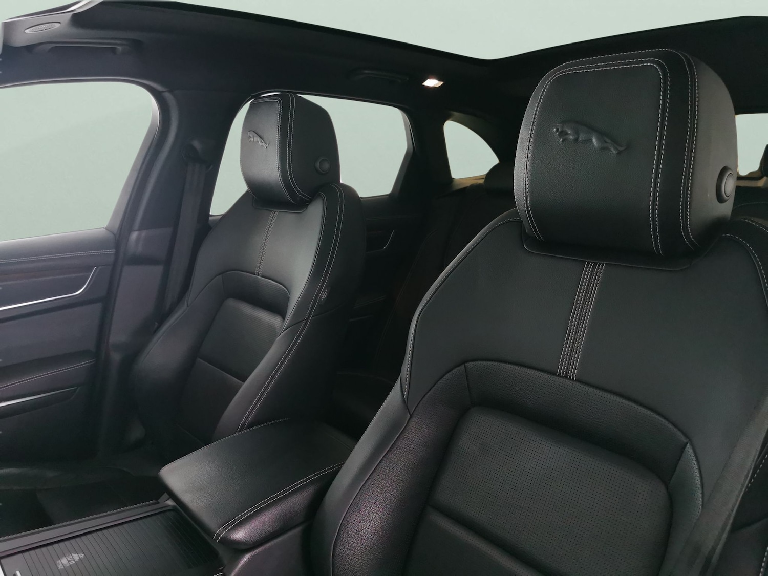 Used Jaguar F-Pace 2022 for sale - 77225495: Photo 7