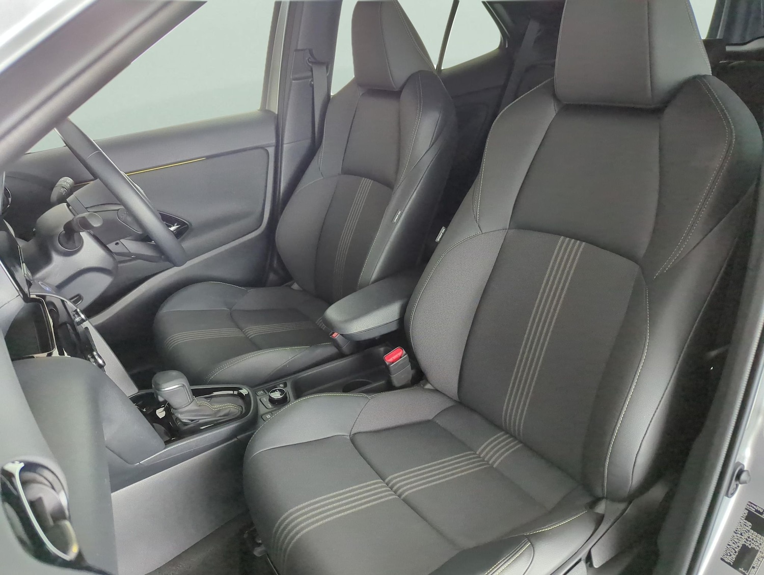 Used Toyota Yaris Cross 2022 for sale - 77354124: Photo 22