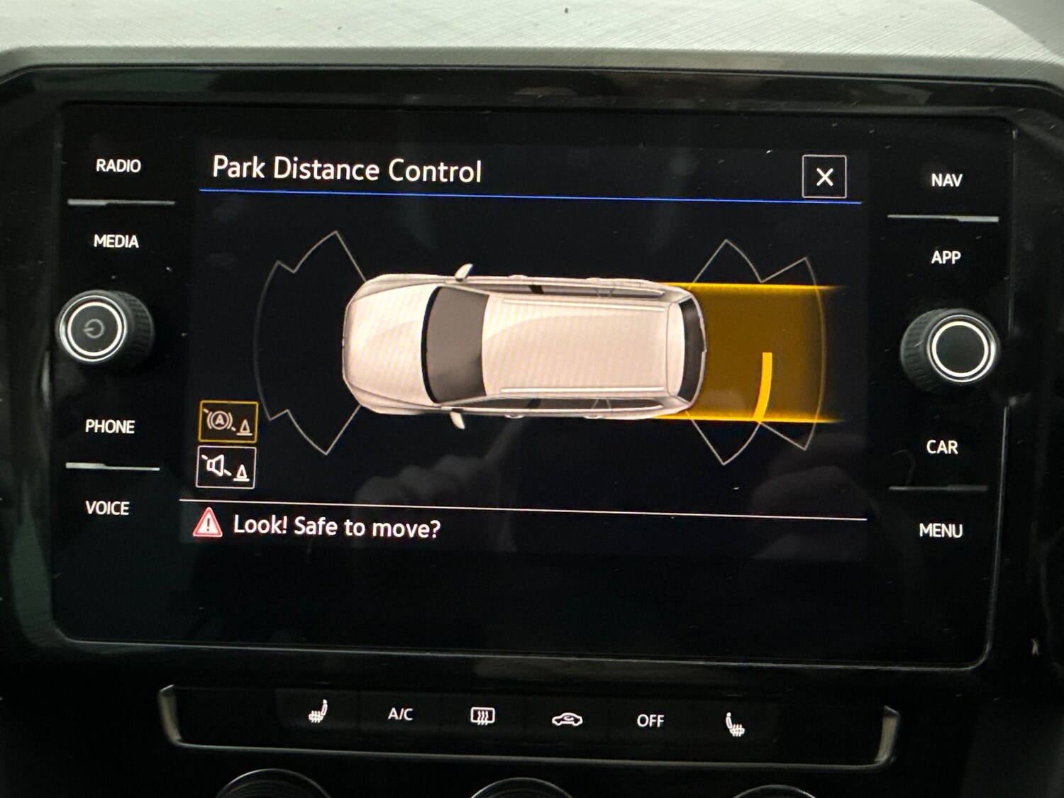 Used Volkswagen Passat 2022 for sale - 77418075: Photo 16