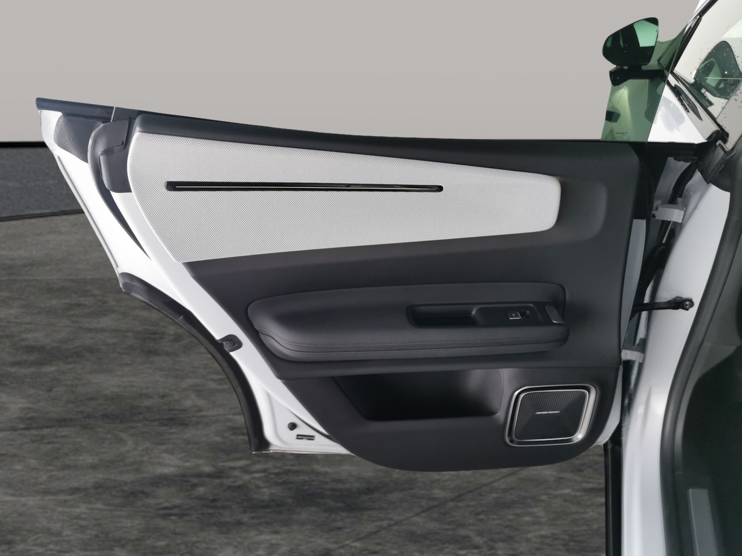 Used Polestar Polestar 4 2025 for sale - 77743308: Photo 33