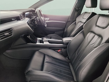 Used Audi e-tron 2021 for sale - 78825004: Photo
