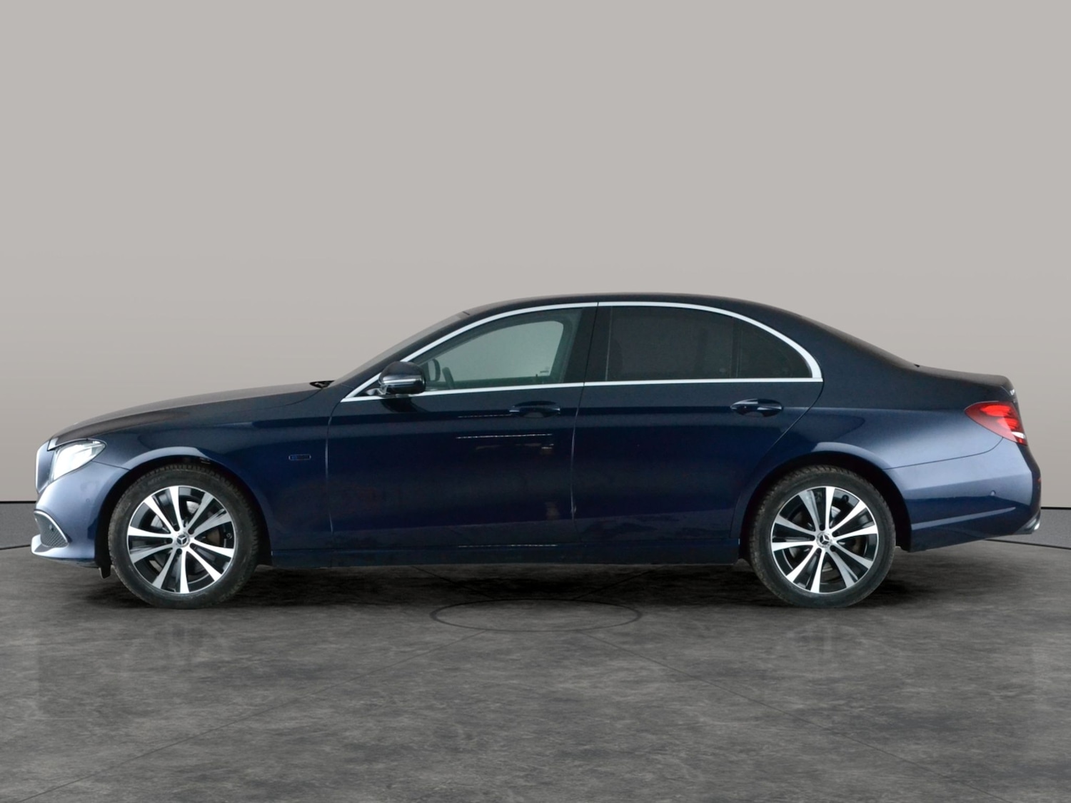 Used Mercedes-Benz E Class 2020 for sale - 77240548: Photo 13