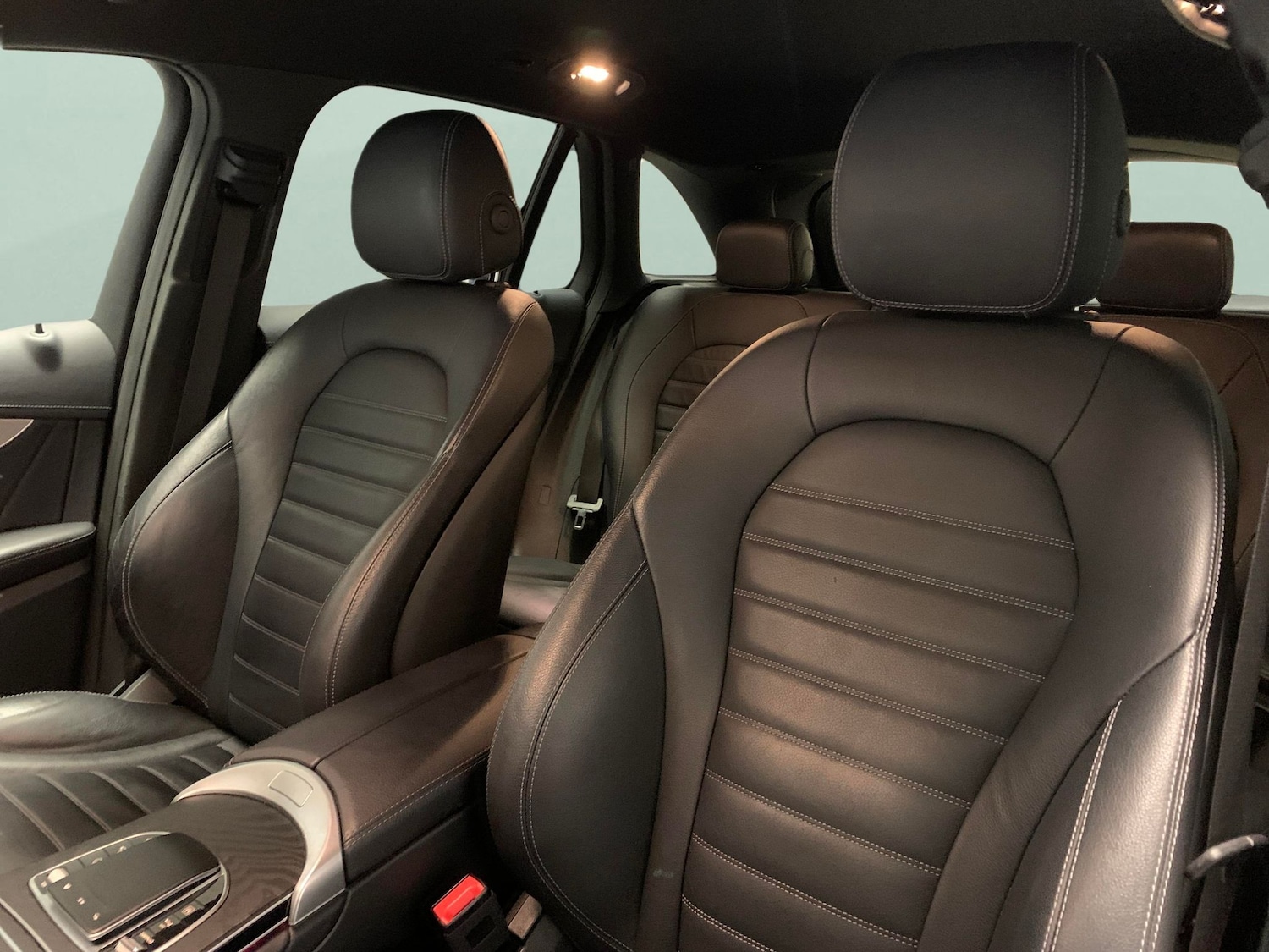 Used Mercedes-Benz GLC 2021 for sale - 76745708: Photo 6