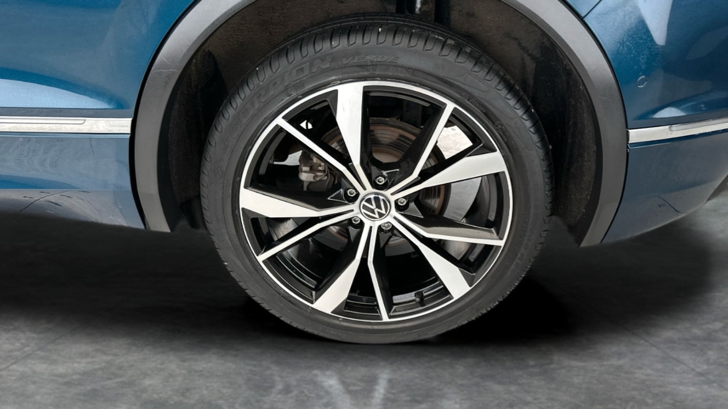 Used Volkswagen Tiguan 2021 for sale - 76452587: Photo 13