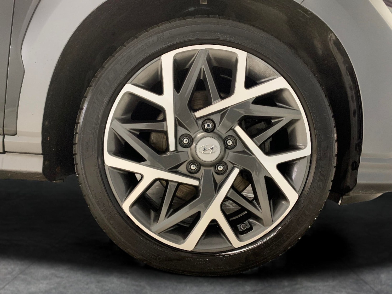 Used Hyundai KONA 2021 for sale - 76480116: Photo 24