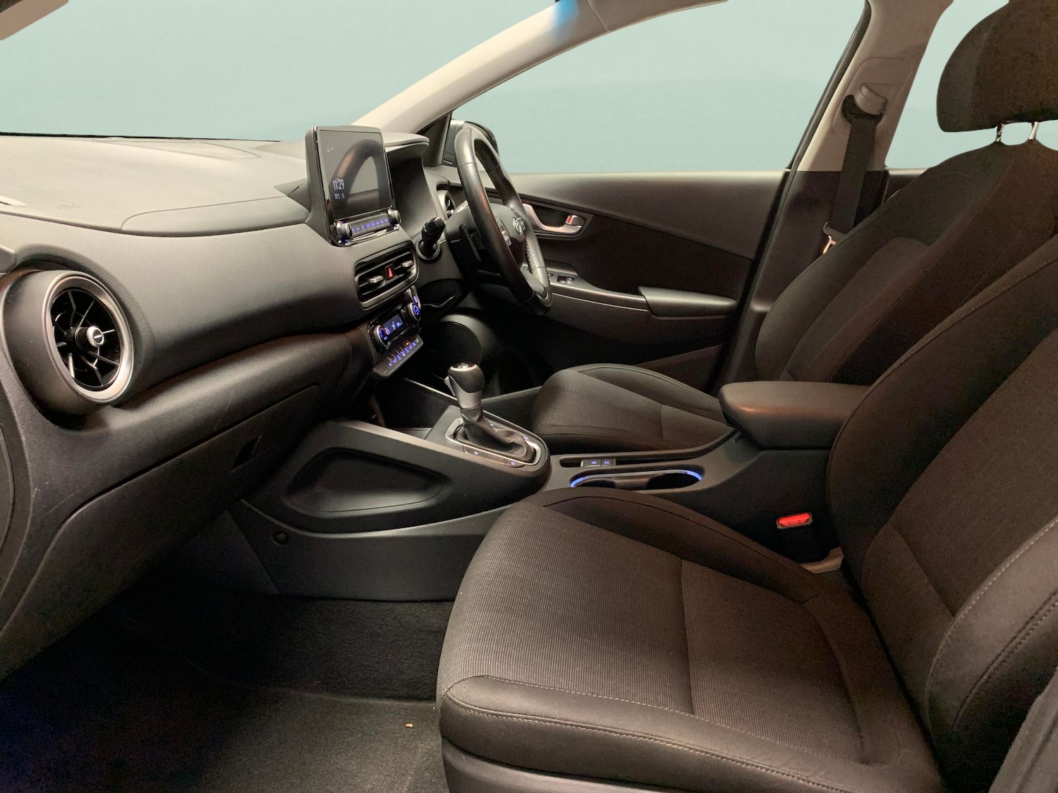 Used Hyundai KONA 2021 for sale - 76480116: Photo 4