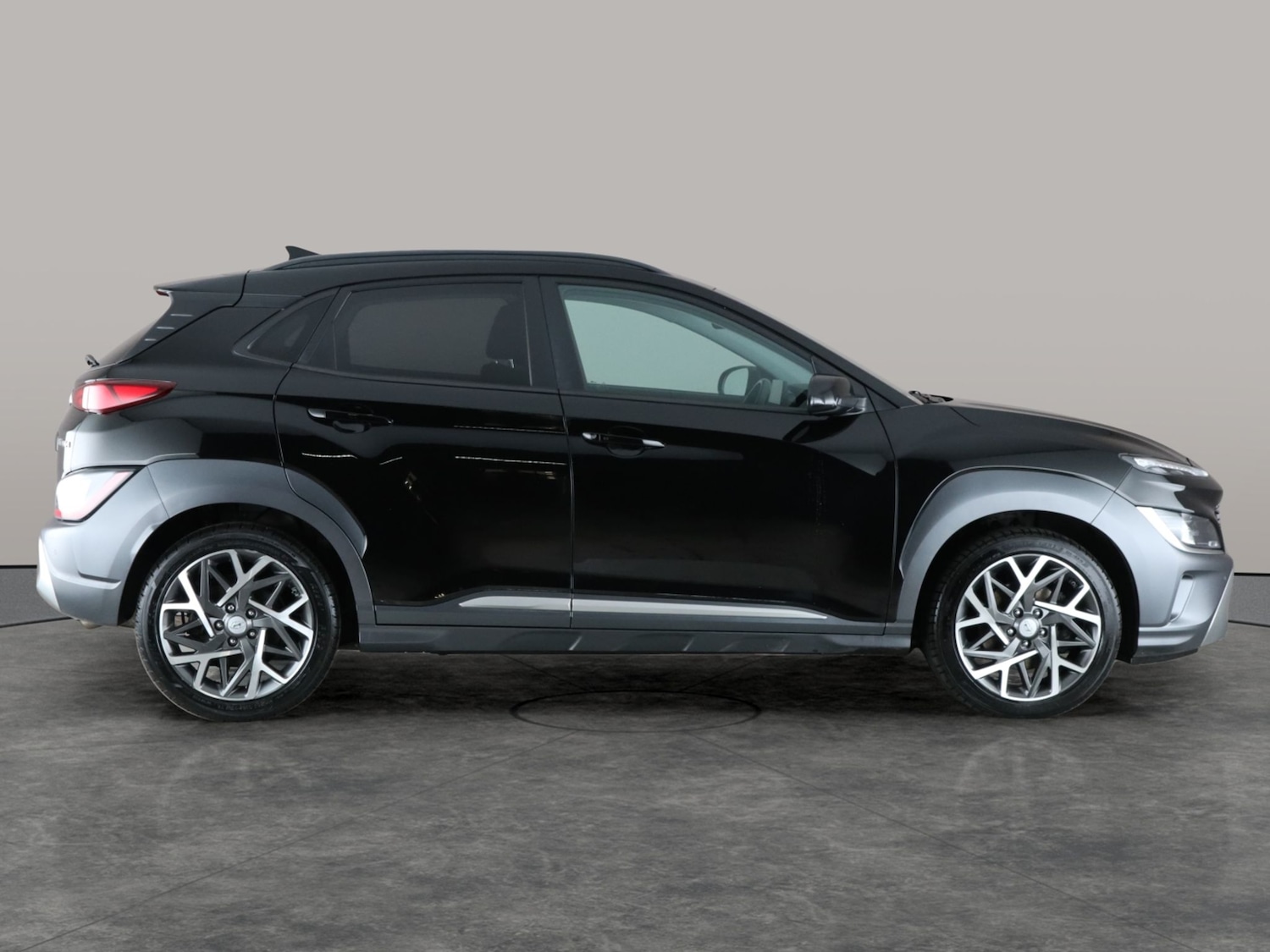 Used Hyundai KONA 2021 for sale - 76480116: Photo 9