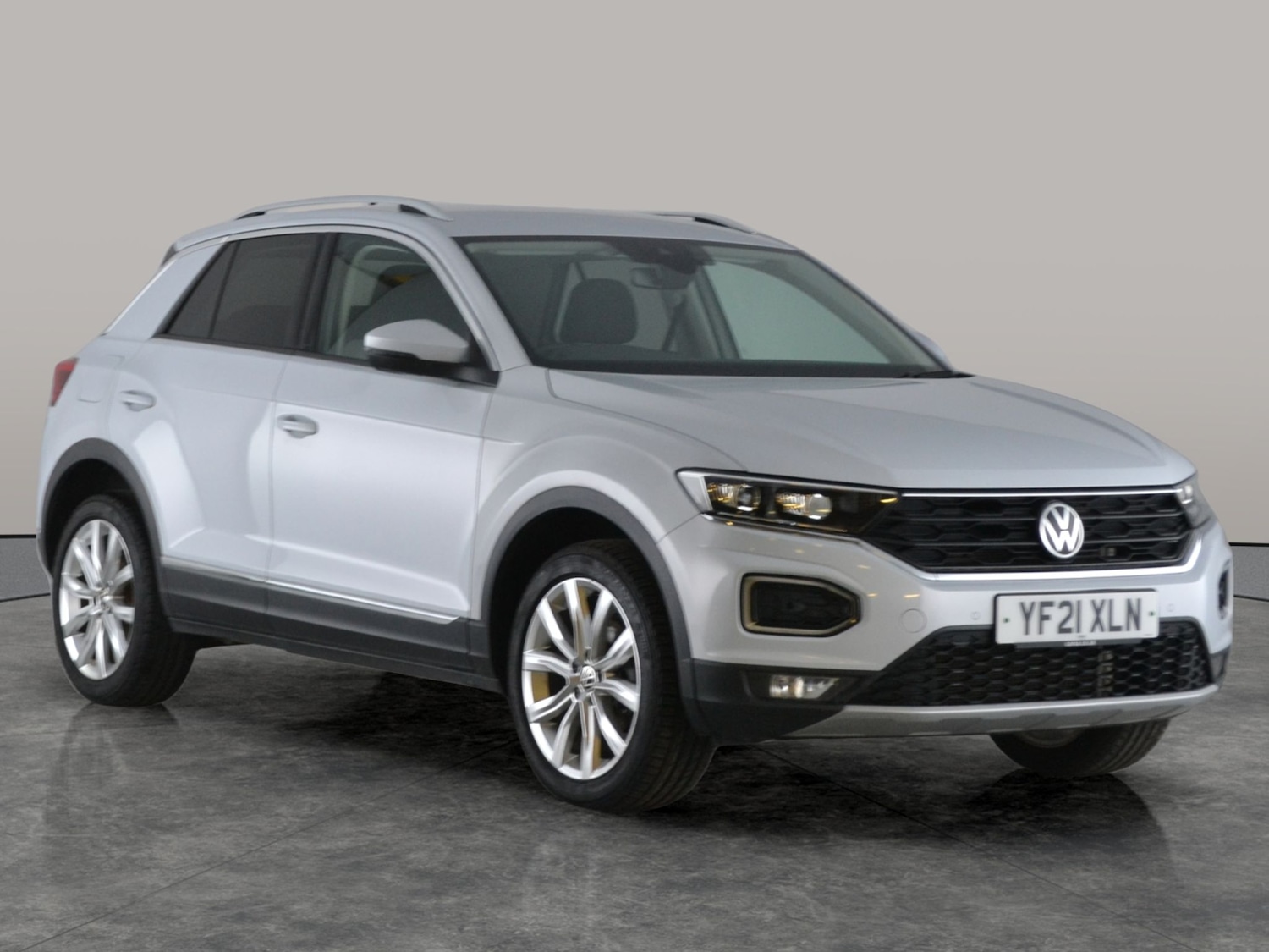 Used Volkswagen T-Roc 2021 for sale - 77283493: Photo 11