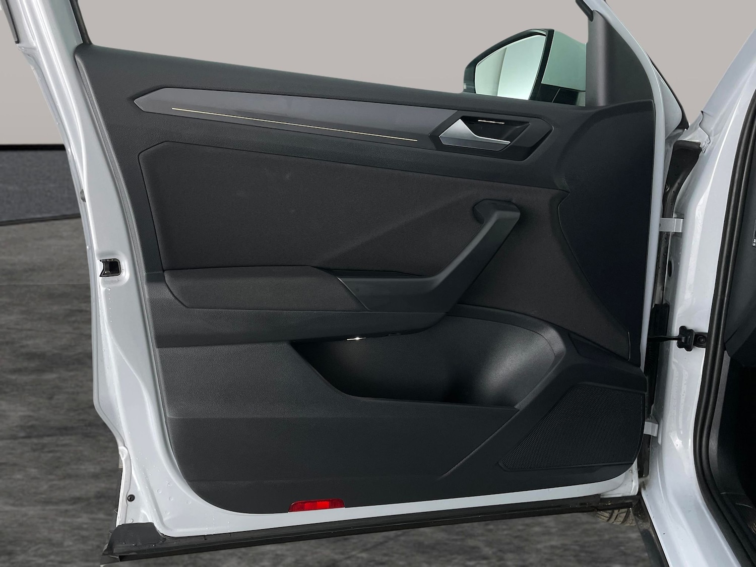 Used Volkswagen T-Roc 2021 for sale - 77283493: Photo 29