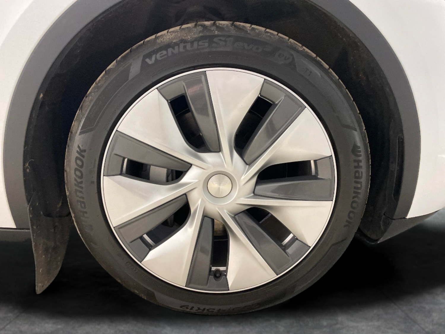 Used Tesla Model Y 2023 for sale - 78094307: Photo 24