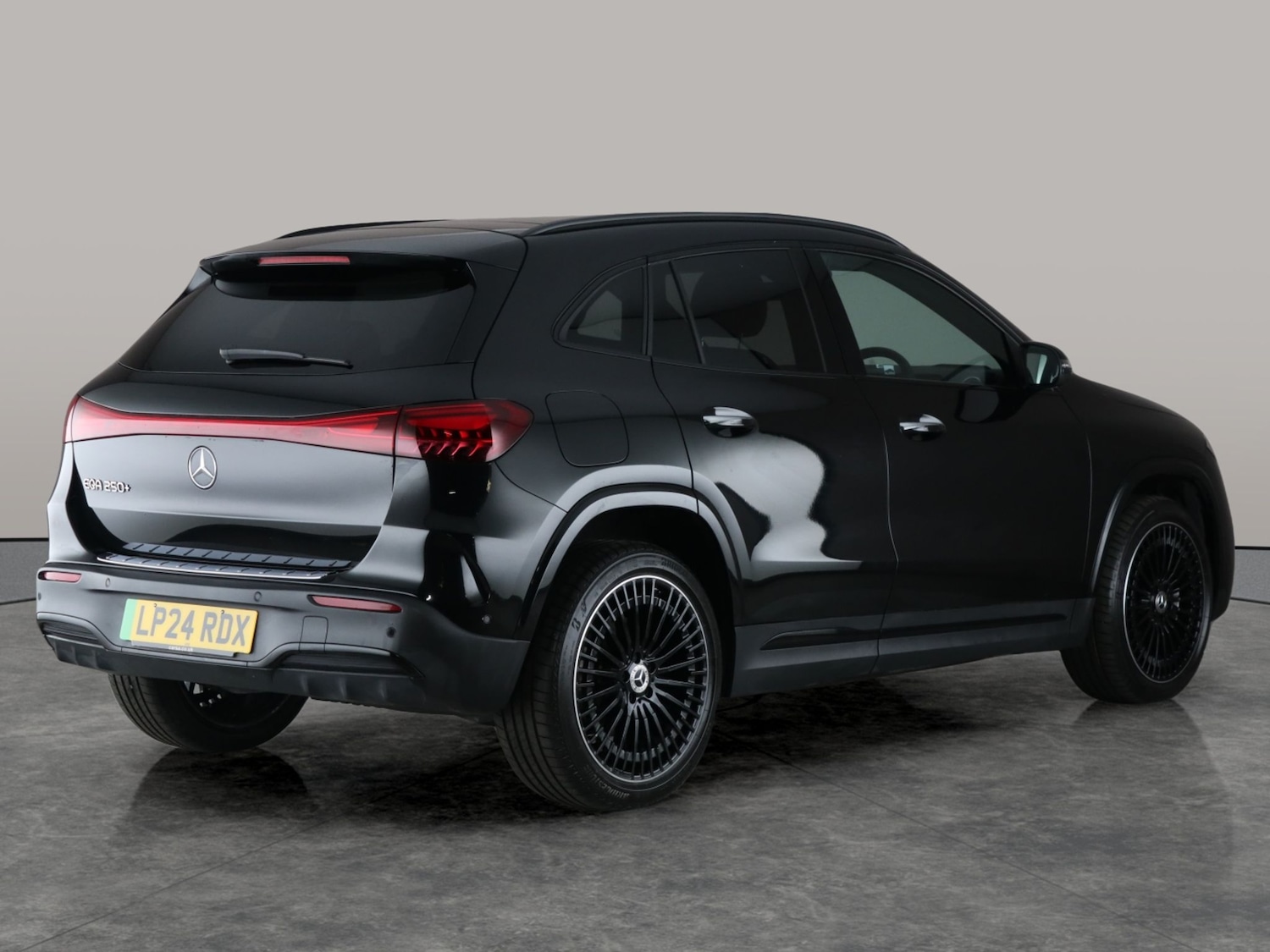 Used Mercedes-Benz EQA 2024 for sale - 76587800: Photo 12